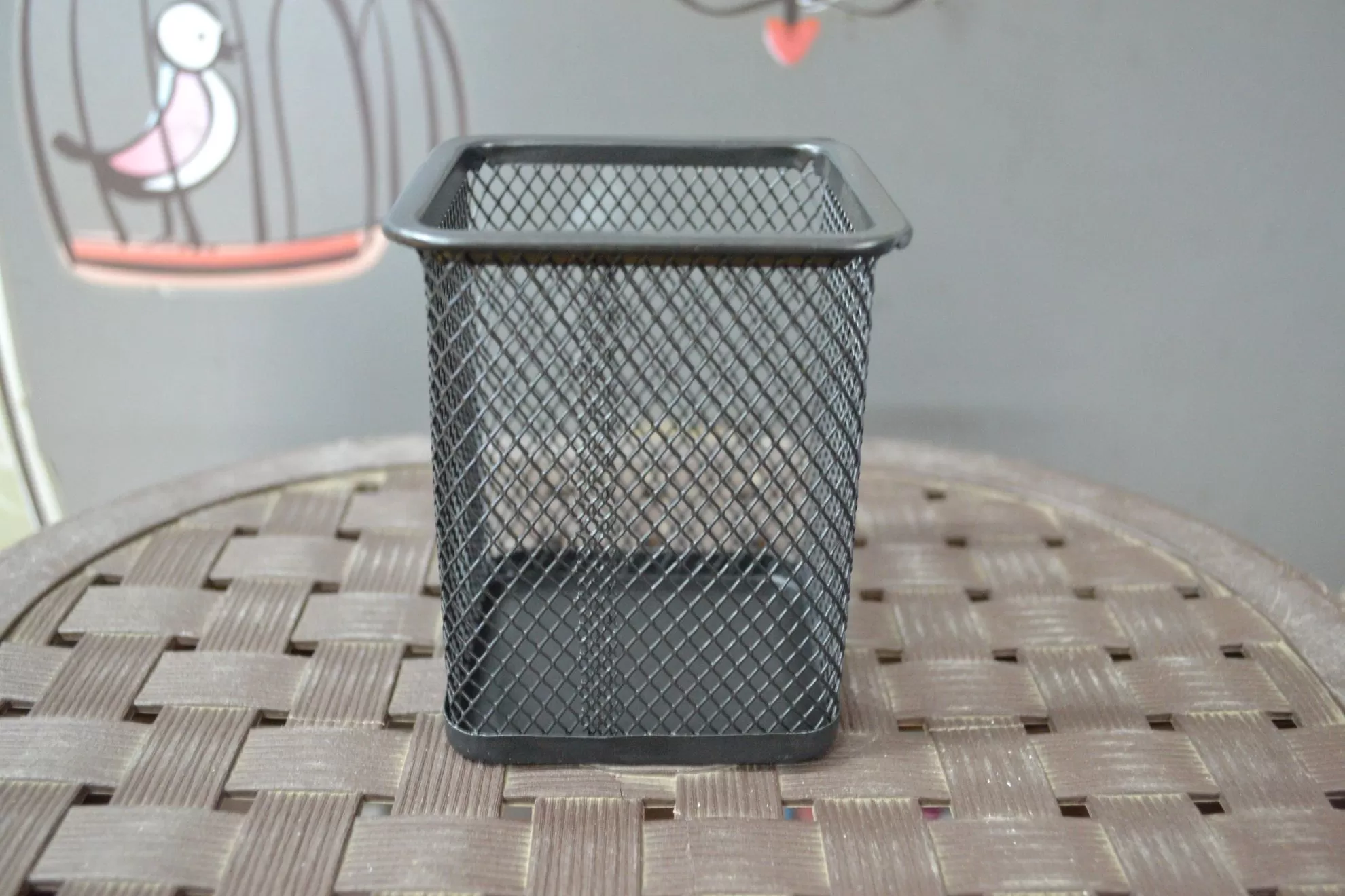 DRŽAČ ZA OLOVKE METALNI