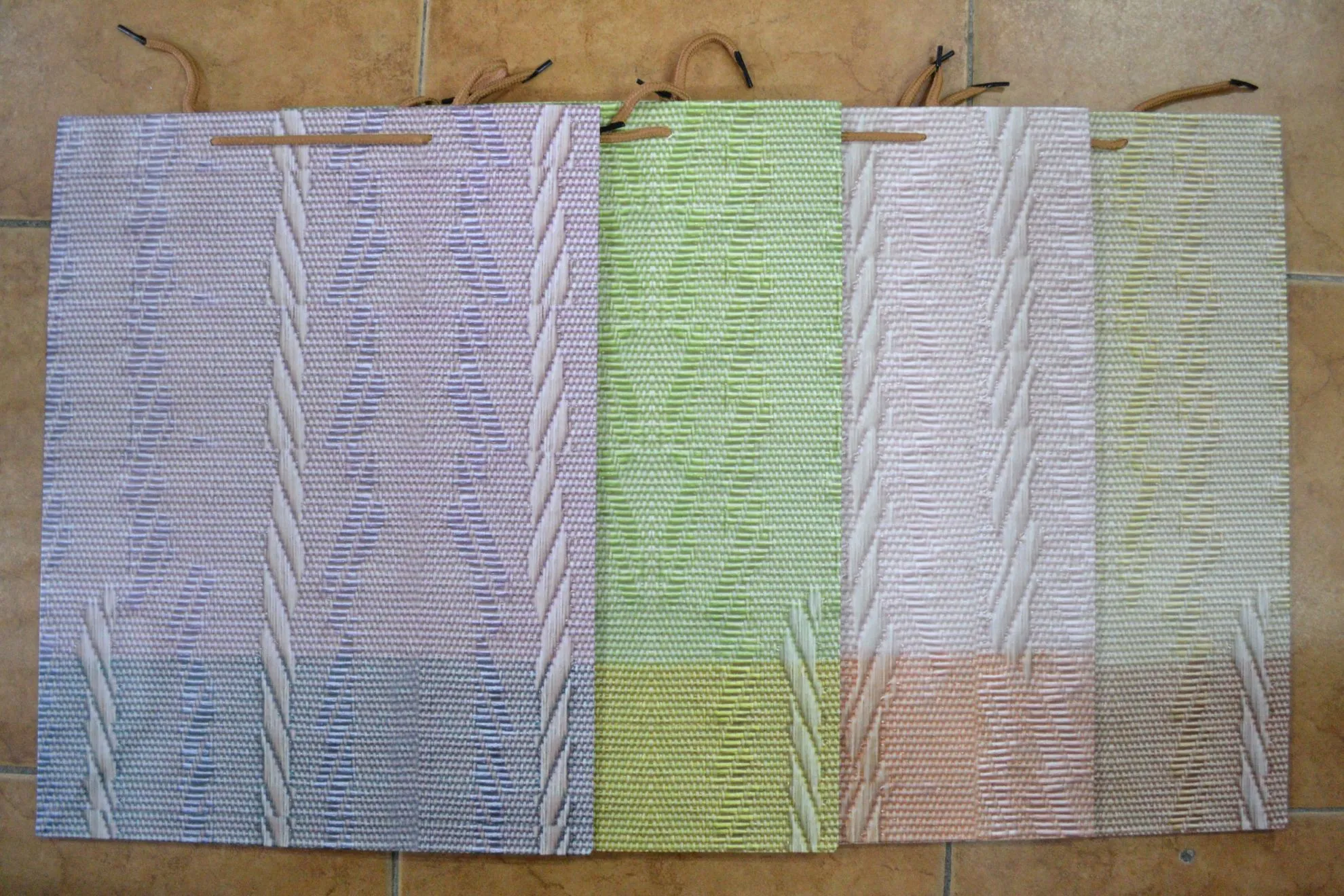 KESA UKRASNA 40x30 K100-17