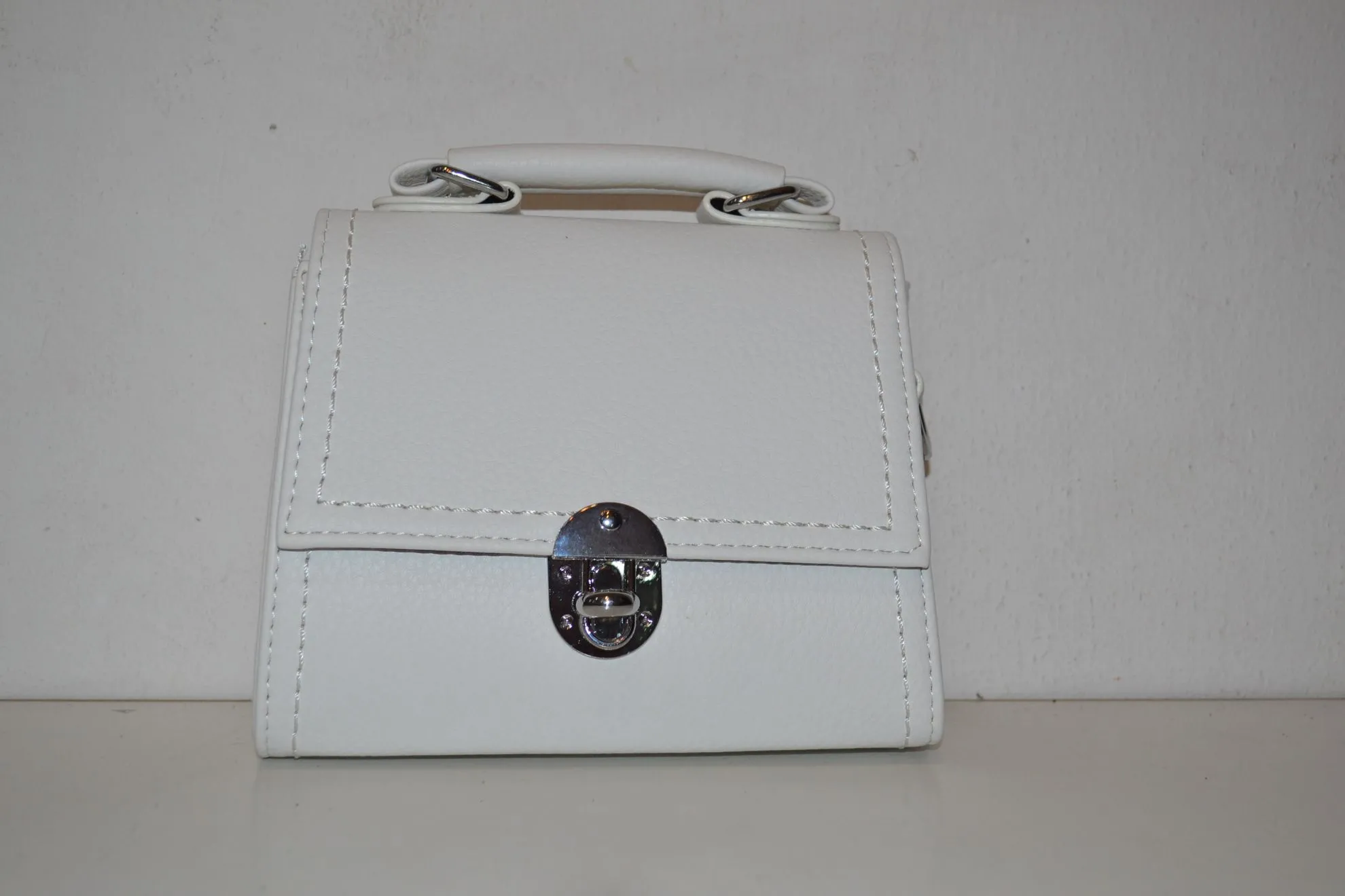 TORBA 1047