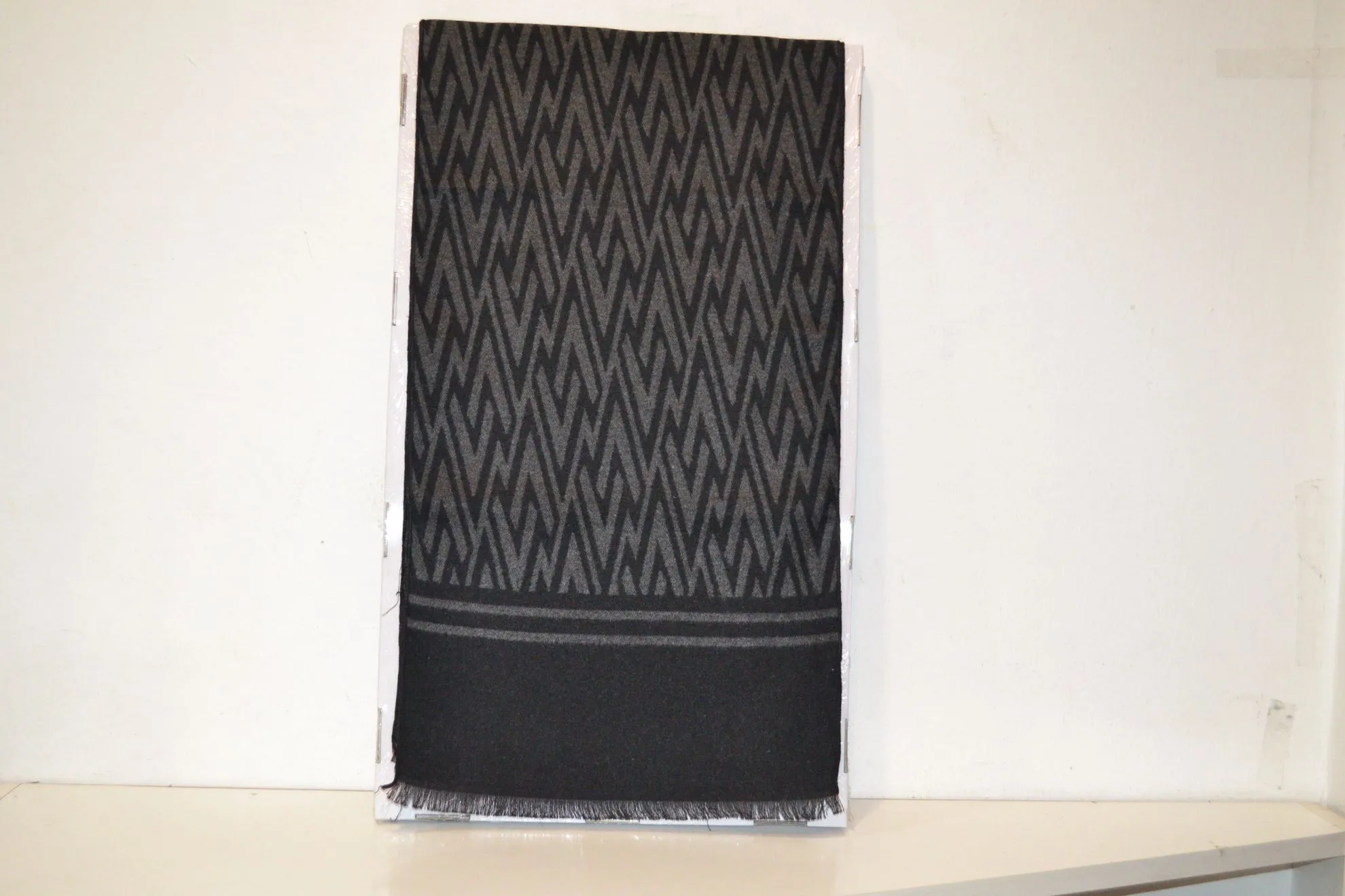 ŠAL MUŠKI 60% VISKOSE 40^WOOL  395
