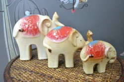 FIGURA SLON 1/3 20222-232