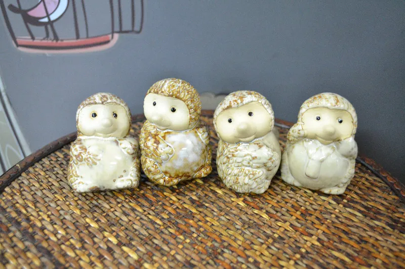 FIGURA JEŽ 1/4 20222-188