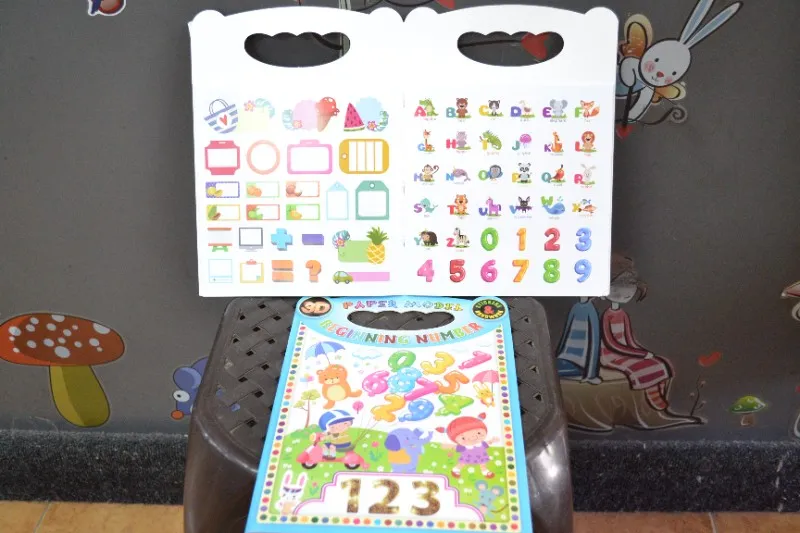 SLIKOVNICA SA STIKERIMA 20313-20